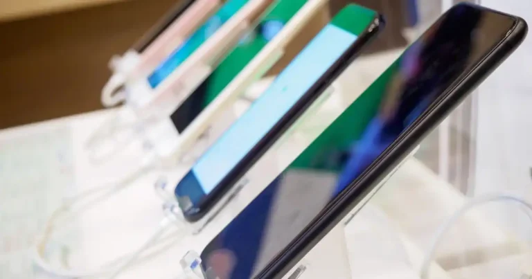 Grossiste Smartphone : Guide Pro Réparateurs 2026